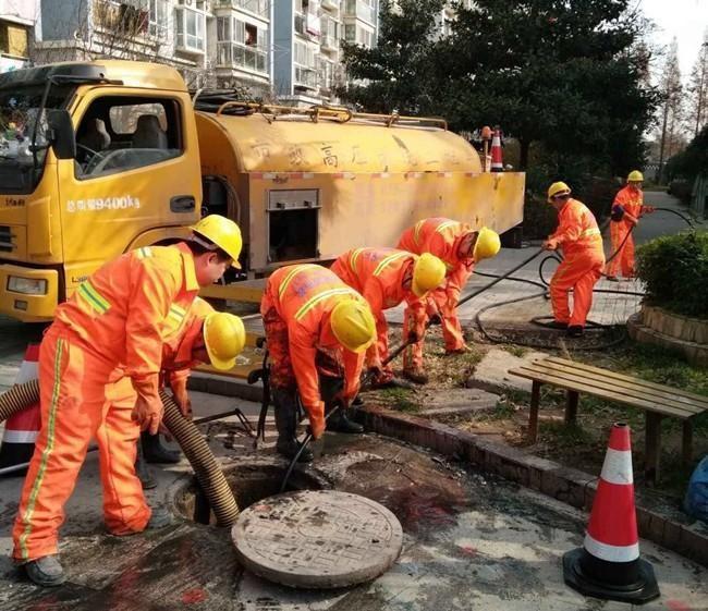 积石山市政管道清淤